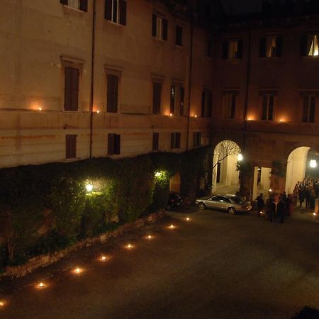 Relais Palazzo Orsini Hotel Рим Екстериор снимка